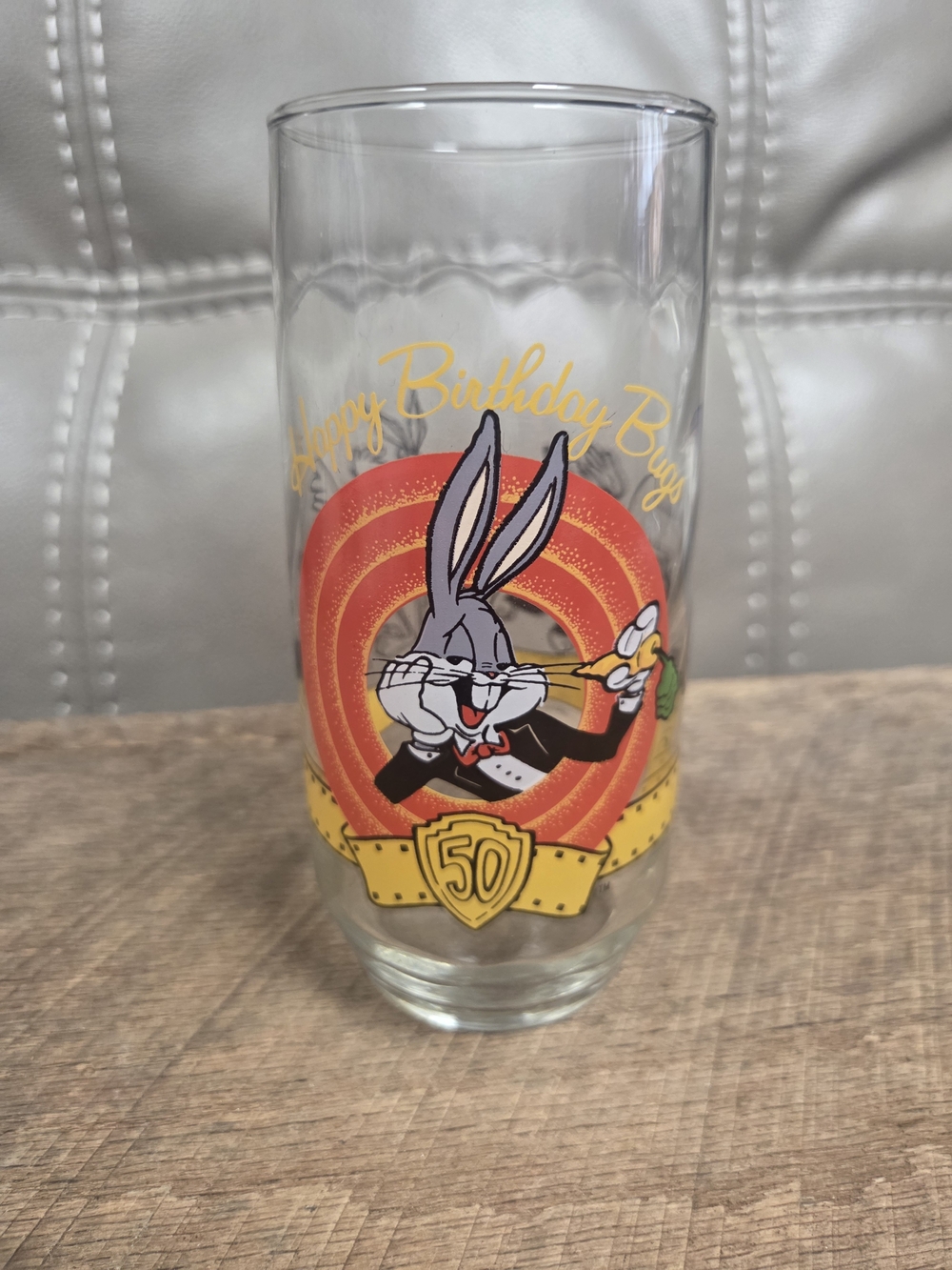Vintage 1990 Bugs Bunny 50th Anniversary Glass ~ Bin 1H